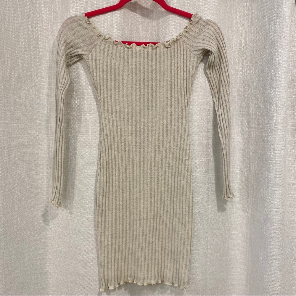 New Forever 21 off shoulder dress. Oatmeal, Small. - Picture 3 of 6